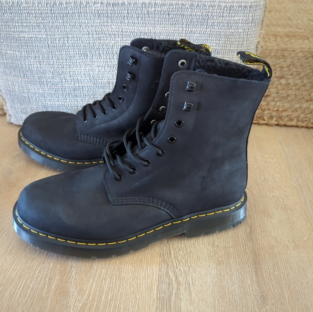 Dr. Marten 1460 Pascal WG Suede Boot, Men, Black, size 13 New - Picture 8 of 10
